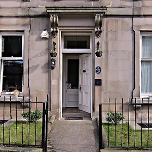 2* Bed and breakfast Mccrae's